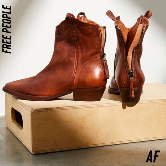 WE THE FREE WADE DISTRESSED ANKLE BOOTS IN WASHED CHESTNUT NEW SIZE 39.5 - Picture 2 of 10